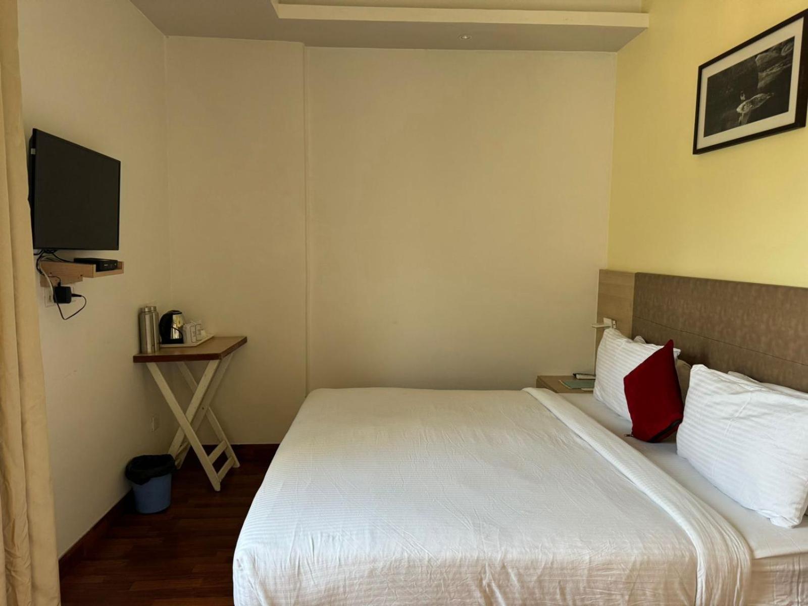 Hotel River Retreat Кангра Екстериор снимка