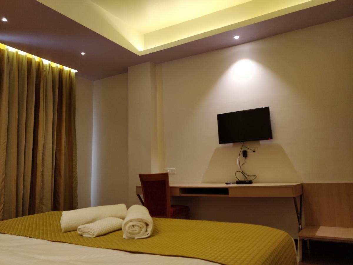 Hotel River Retreat Кангра Екстериор снимка