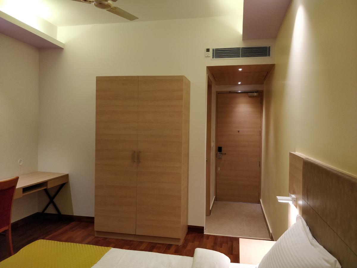 Hotel River Retreat Кангра Екстериор снимка