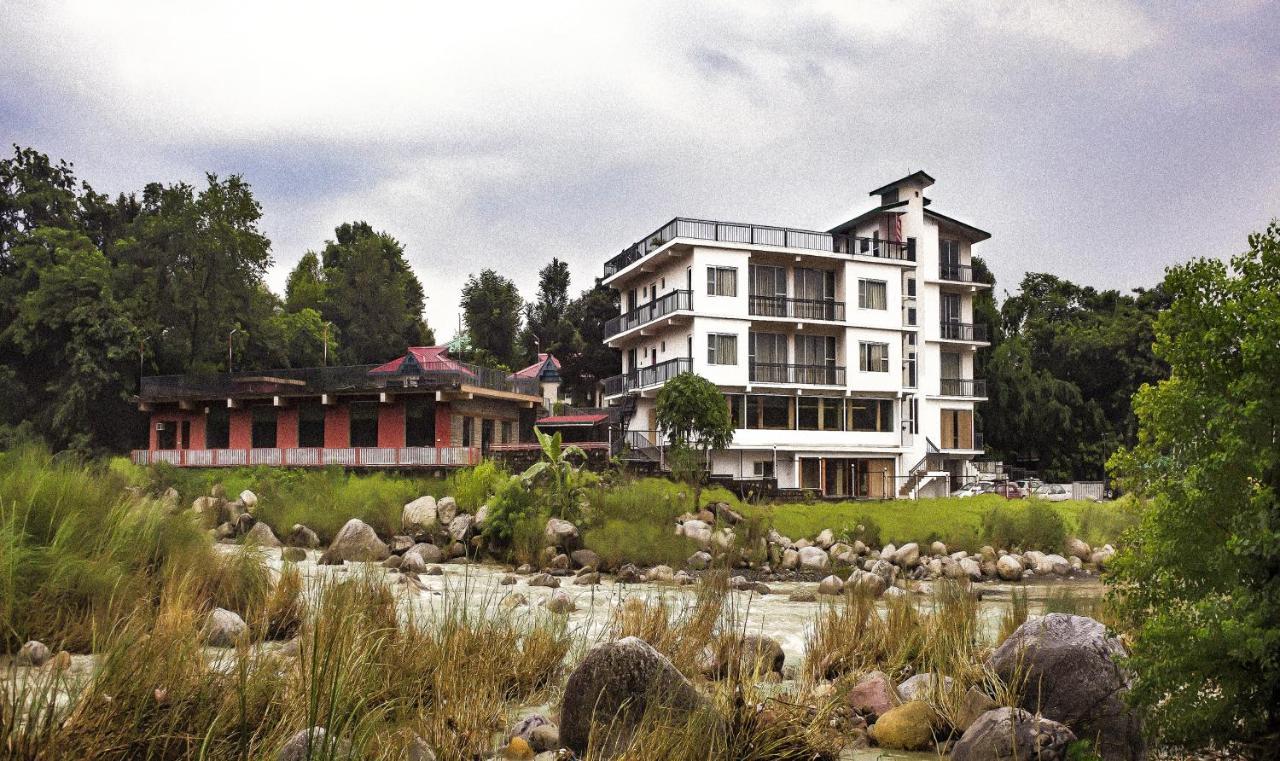 Hotel River Retreat Кангра Екстериор снимка