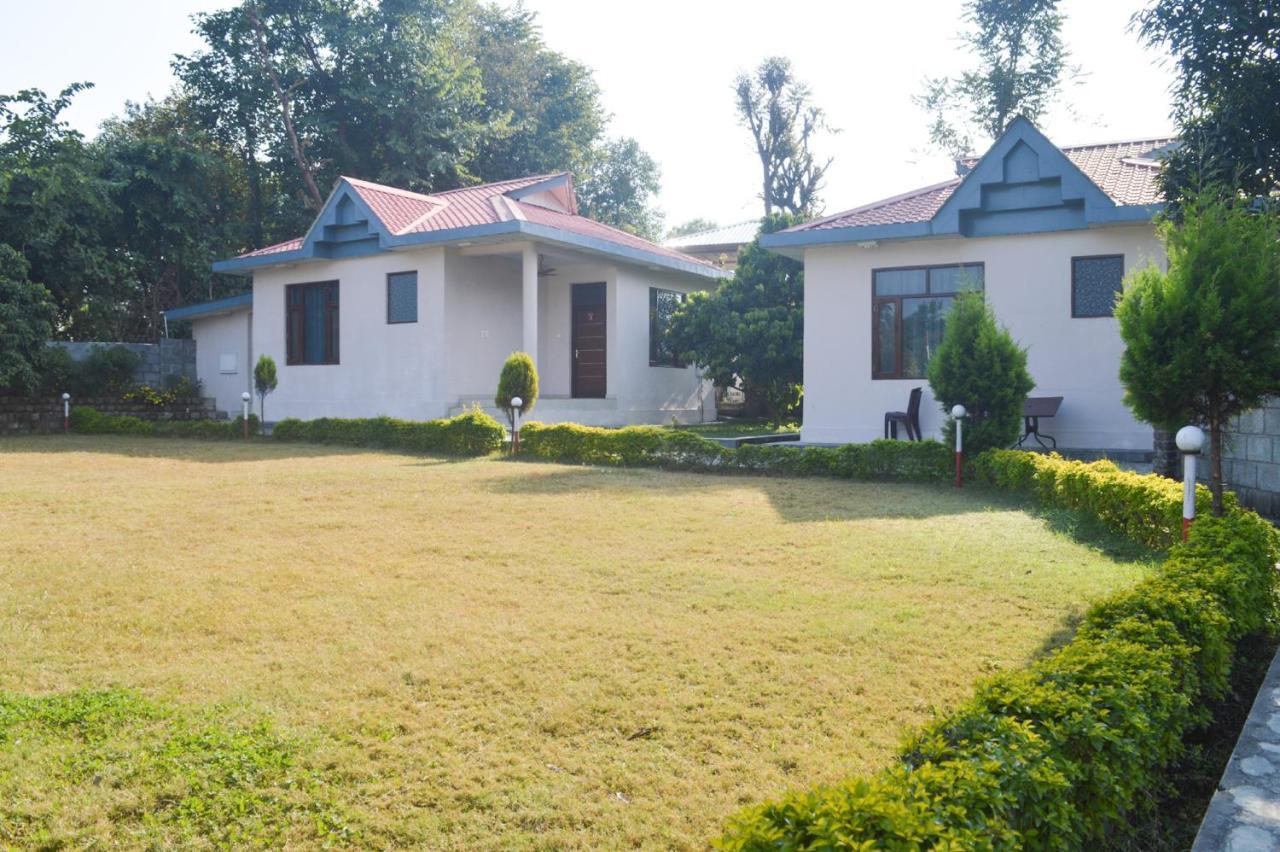 Hotel River Retreat Кангра Екстериор снимка